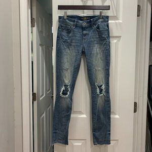Lucky Brand ripped jeans (2/26)